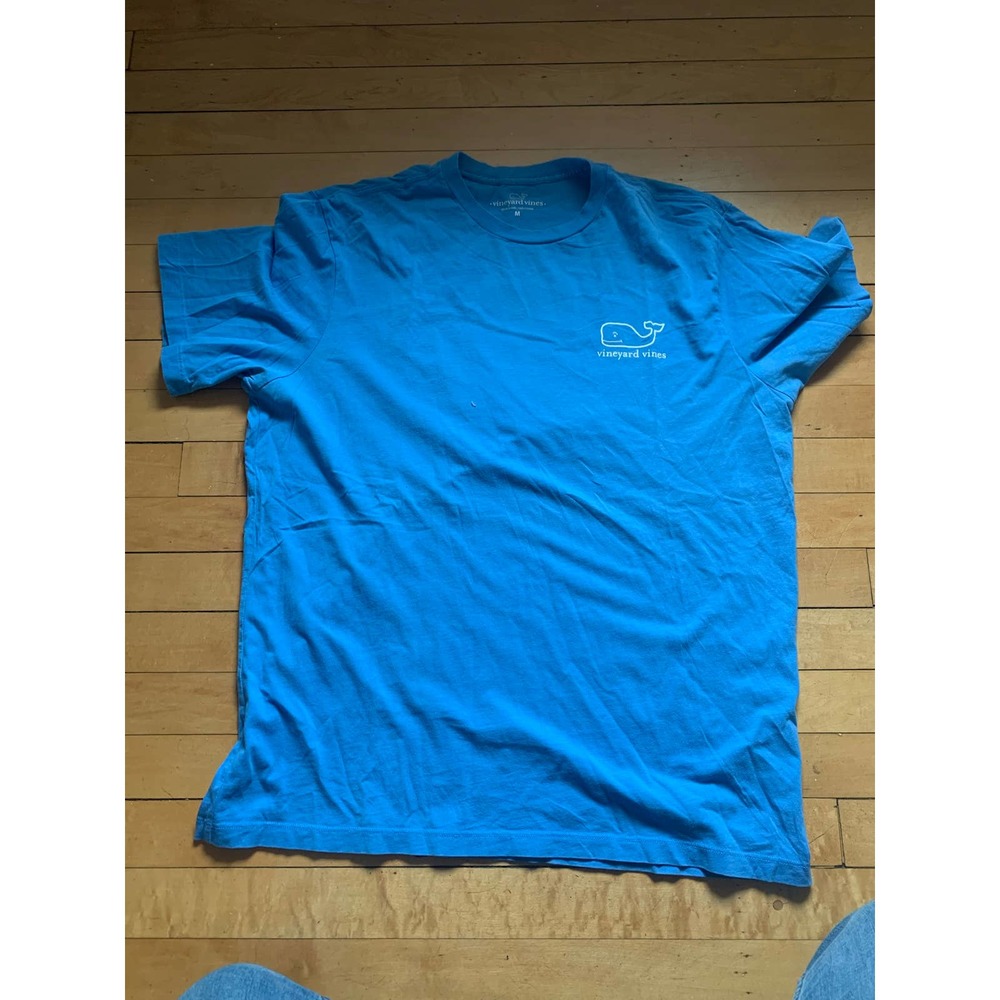 Medium x Christmas Themed x Vineyard Vines